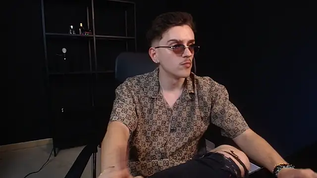 FelixStarkk 现场XXX聊天