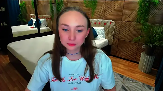 Chat XXX ao vivo de TrueReincarnation