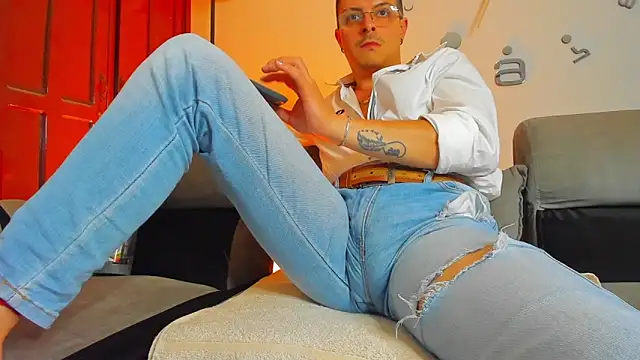 Leo_Hunt_ Live XXX-chat