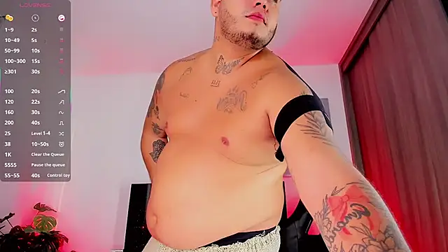 Thomas_chubbyxhot's Live XXX Chat