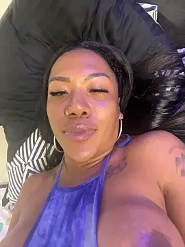 PilarBigCockxxx Show in webcam