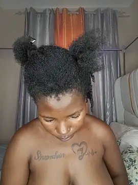 TrishaKalidn Live XXX chat