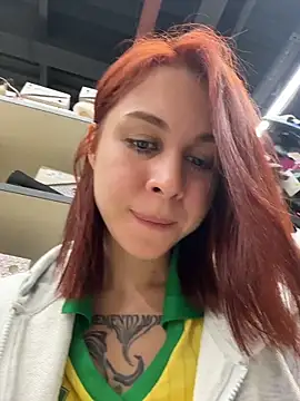 RosieSecret Chat XXX in diretta