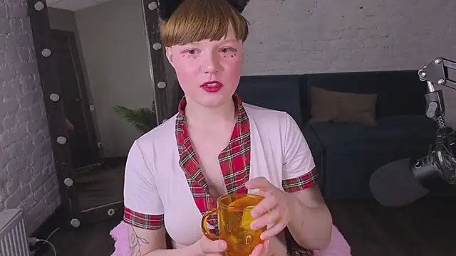 AuroraGlo's Live XXX Chat