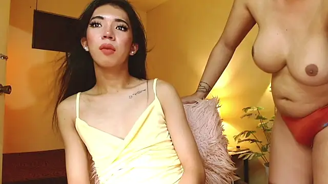 Miss-Hella's Live XXX Chat
