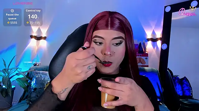 Czat XXX na żywo – Emili_Roux