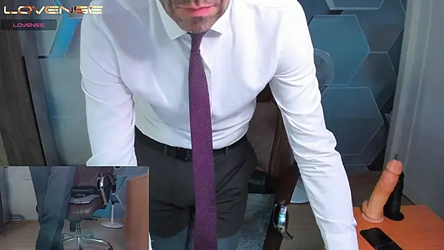 Živý XXX chat SteveTiger