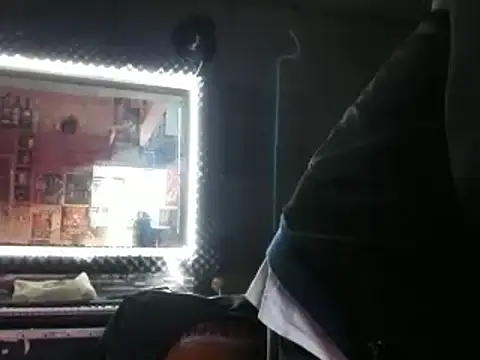mcperson222 Live XXX-chat