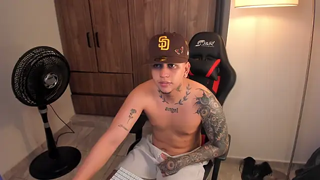 Jake_simons Live XXX-chat