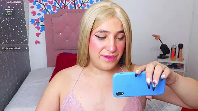 Czat XXX na żywo – roxxy_pink_