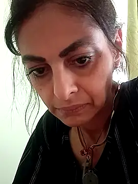 Chat +18 de ChantalXOrchid ao vivo