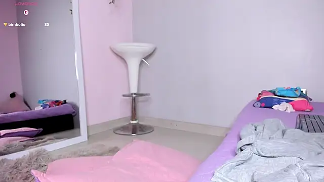 Chat +18 de KIMAPRIL ao vivo