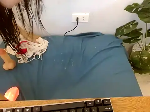 Lina-Remyy Live XXX-Chat
