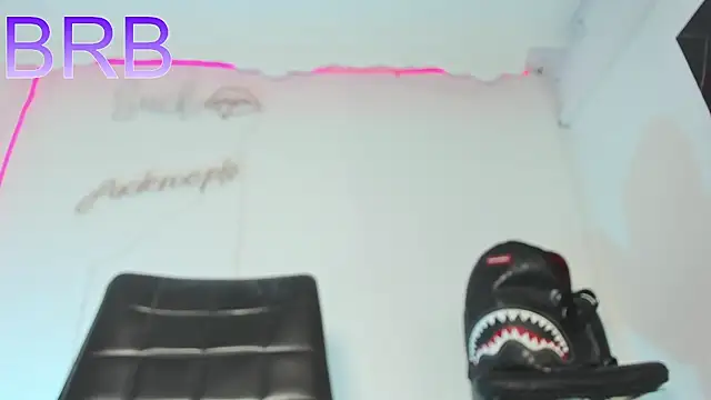 XXX chat uživo modela Rpoolrboy