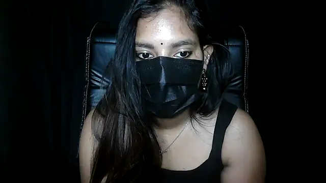 Chat +18 de Rashmi-Sexy ao vivo