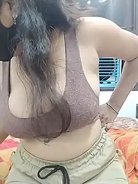 Chat +18 de sexyy_nidhii ao vivo