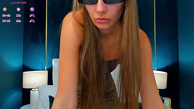 Chat +18 de AprilWong ao vivo