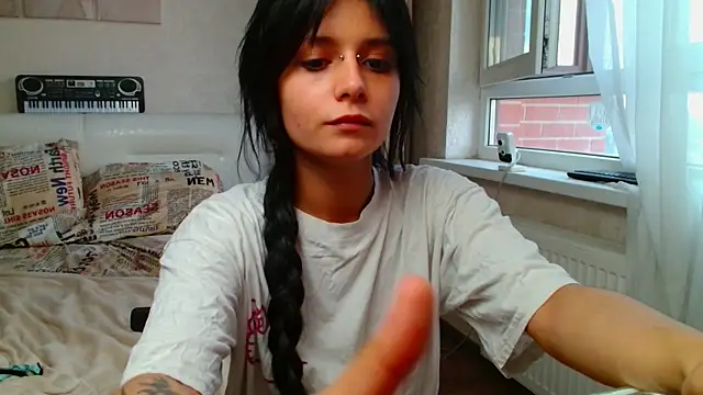 Chat +18 de The_Slutty_Fox ao vivo