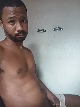 Chat +18 de CristianoRogerr ao vivo