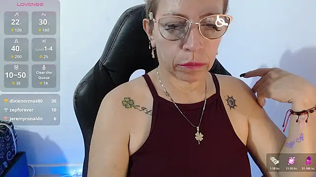 Chatroom XXX en direct de Chayla_Ruiz