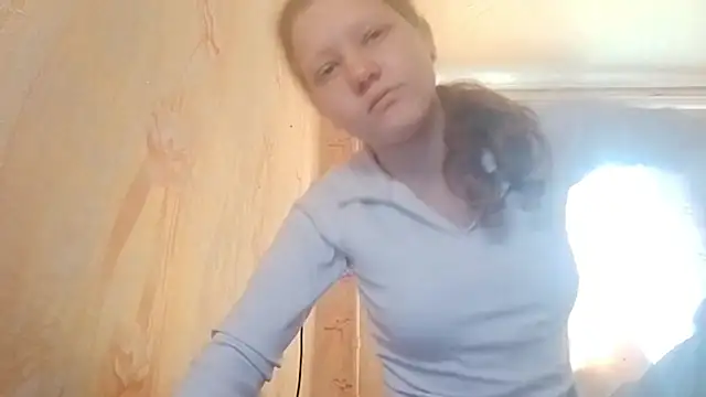 Chat +18 de BirgitKamal ao vivo