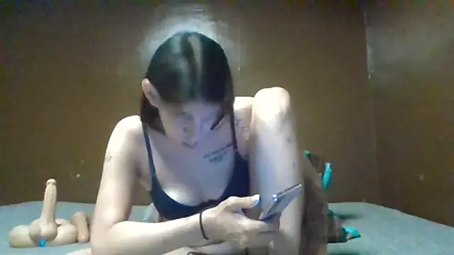 Heavenskyyee Chat XXX in diretta
