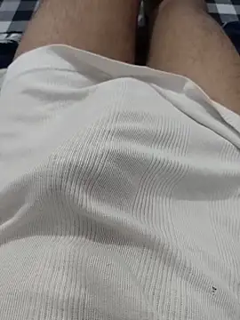 Chat +18 de Rocky-badboy_cum4me ao vivo