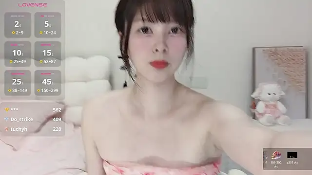 Anna-2005 Live XXX-Chat
