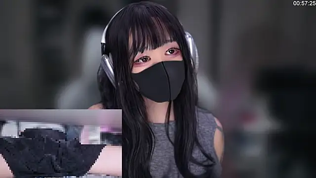 Envyko's Live XXX Chat
