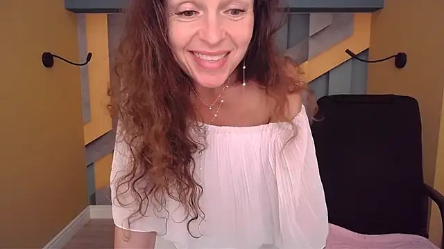 Chat XXX en directo de EllaLong
