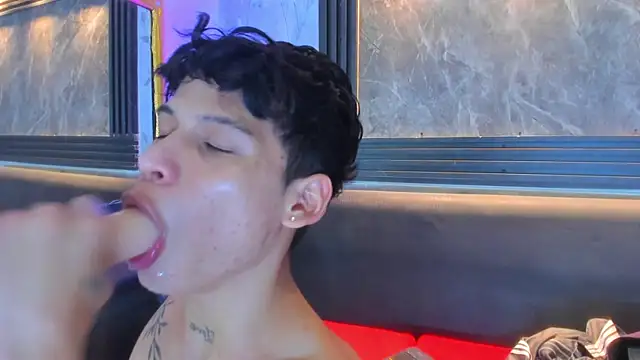 Онлайн чат XXX Brianhot0F