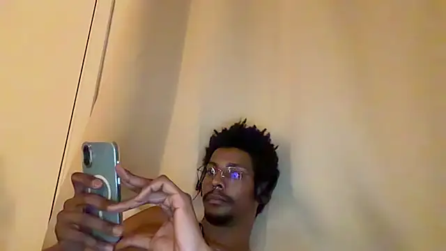 HoleBreeder Live XXX-chat