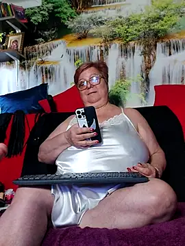 QueenPammy1's Live XXX Chat