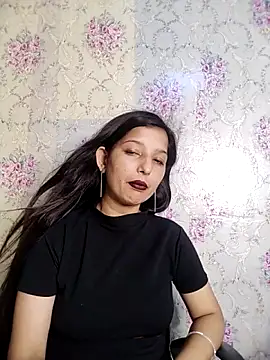 Queen_Rosyy's Live XXX Chat