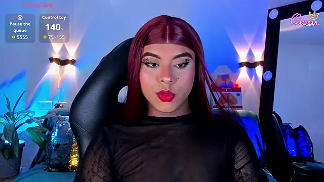 Emili_Roux Chat XXX in diretta