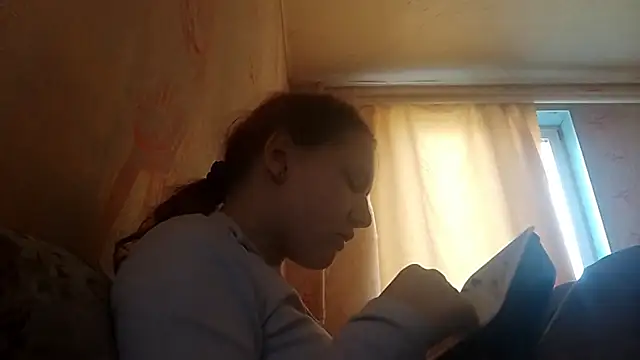 Chat +18 de BirgitKamal ao vivo