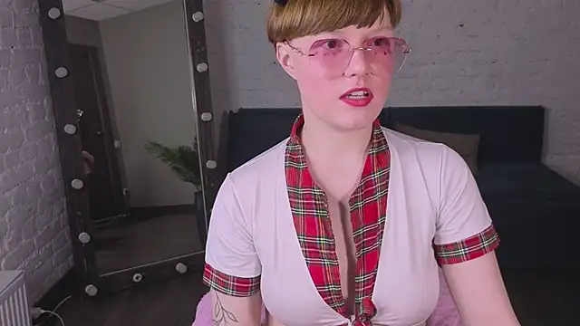 AuroraGlo's Live XXX Chat