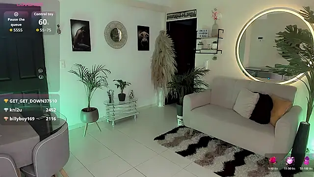 Franciis_4u Adlı Modelin Canlı XXX Sohbeti