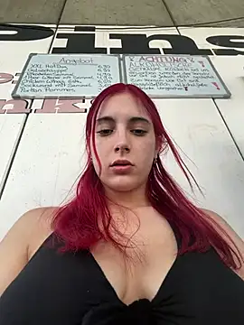 XXX chat uživo modela sexymelli18