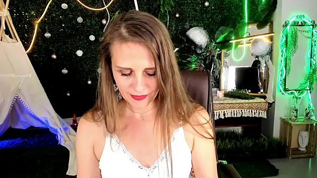 Chat +18 de EmiliaBedy ao vivo