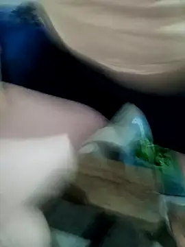 Chat XXX ao vivo de yula-bi