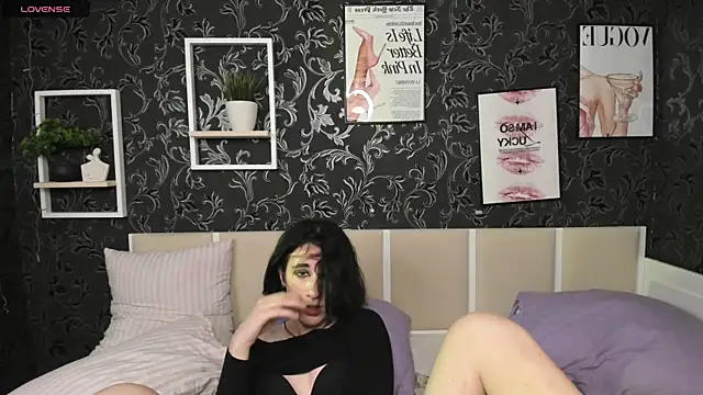 Czat XXX na żywo – MickeQuinee