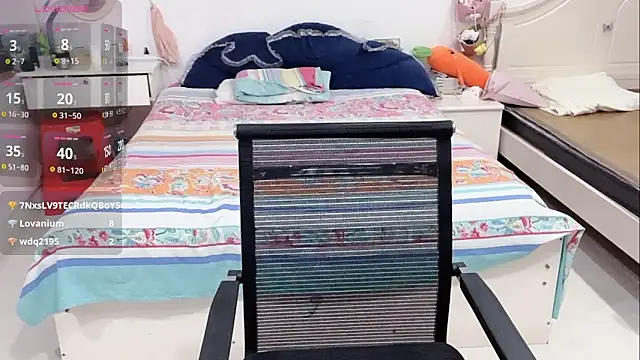 miaomiao-99 Adlı Modelin Canlı XXX Sohbeti