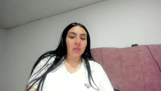 EmmaHole_のライブXXXチャット