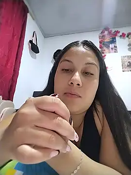 Chat XXX ao vivo de esmeralda_jadees