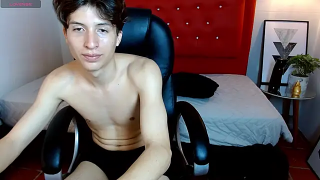 Marcoviolet Live XXX Chat