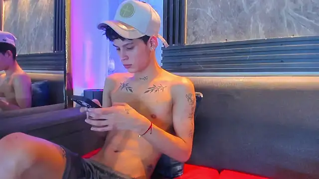 Brianhot0F Live XXX-Chat