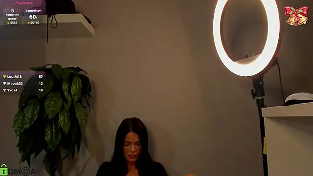 Chat +18 de Angel_Sapphire_ ao vivo