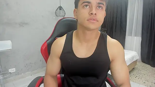 Chatroom XXX en direct de Charlie___Musk