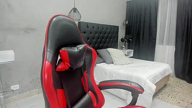 Charlie___Musk élő XXX-chatje